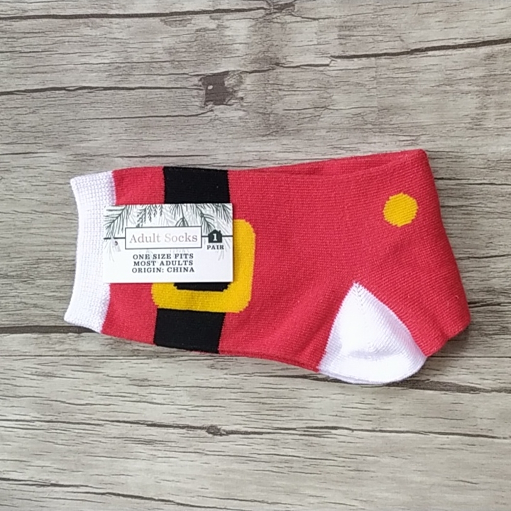 🎅 Free🎅 w/ purchase Santa Socks